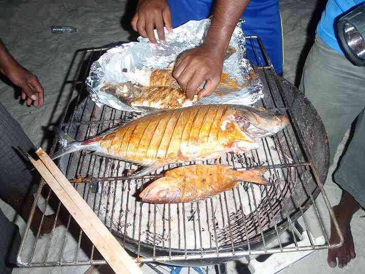 モルディブ 魚BBQ