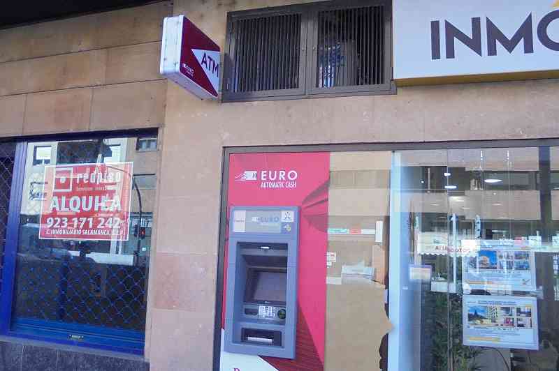 スペイン ATM