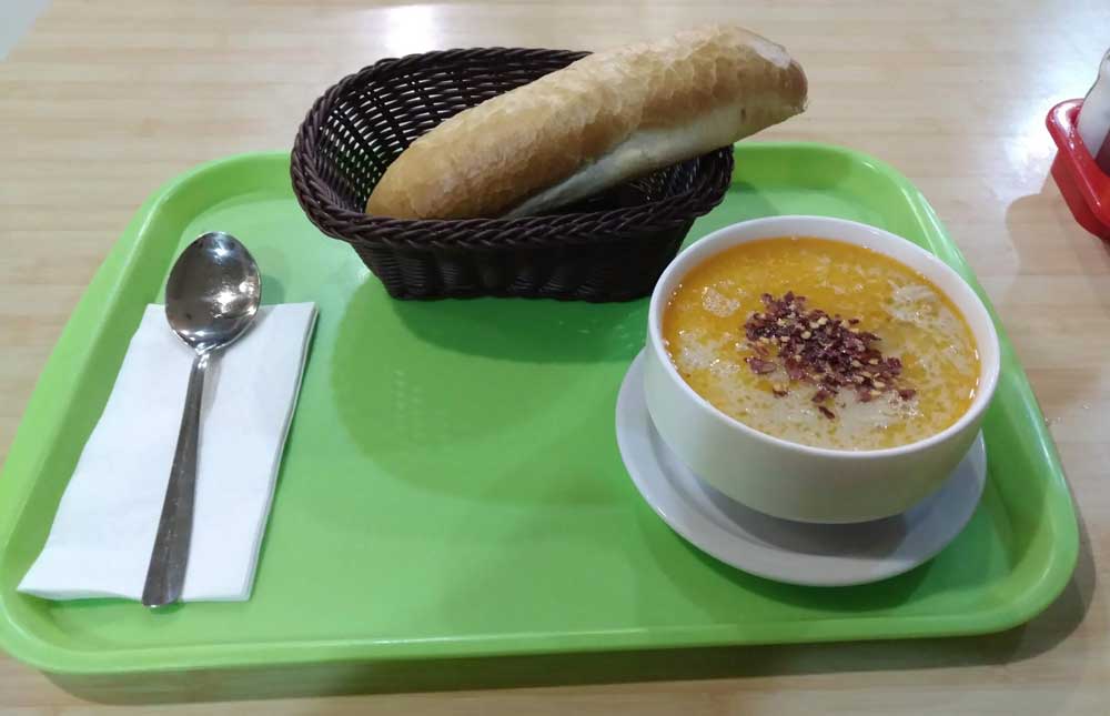 ブルガリアの庶民的スープ、シュケンベ・チョルバ
