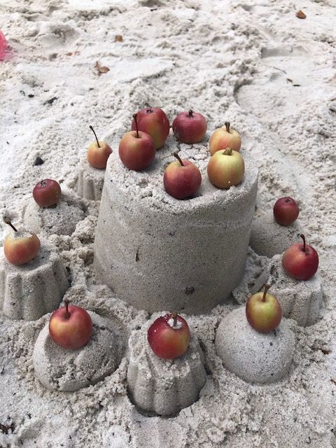 子供が作った砂のアート
